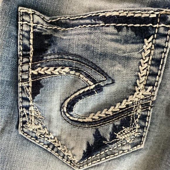 Silver jean capris - Picture 2 of 5